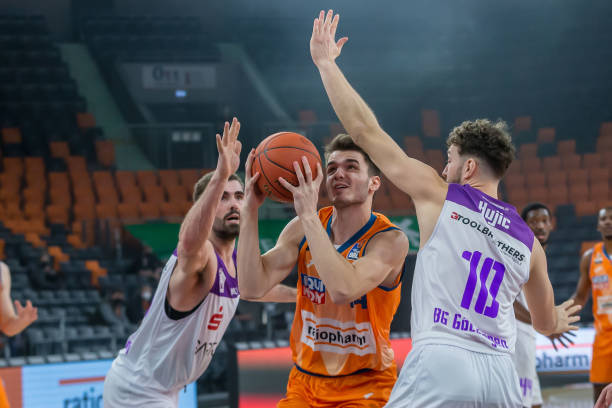 管理层和教 管理层和教