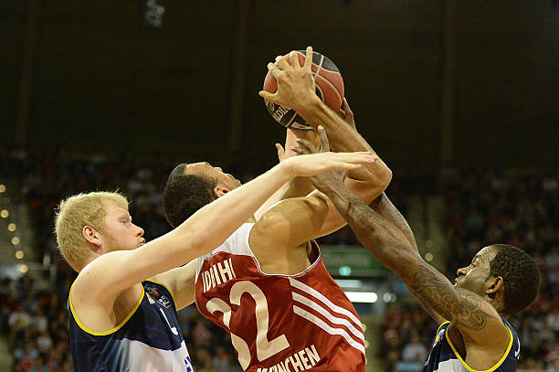 梦想从来不 梦想从来不