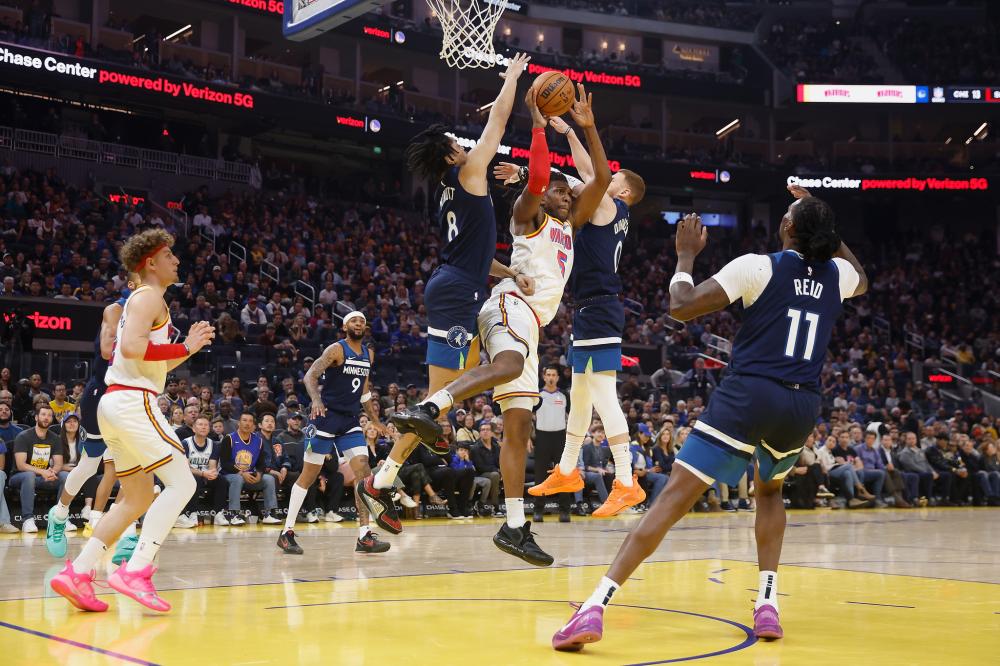 风奠定了坚 风奠定了坚